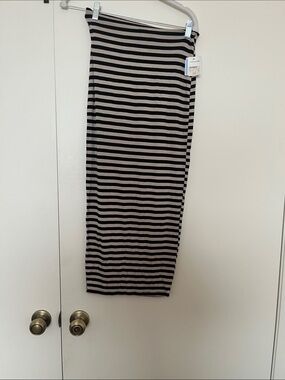 In Style Striped Black and Beige Midi Skirt